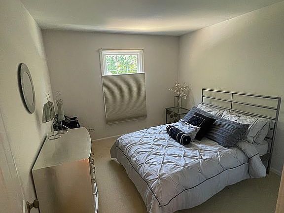 4th image of 514 Philip Dr