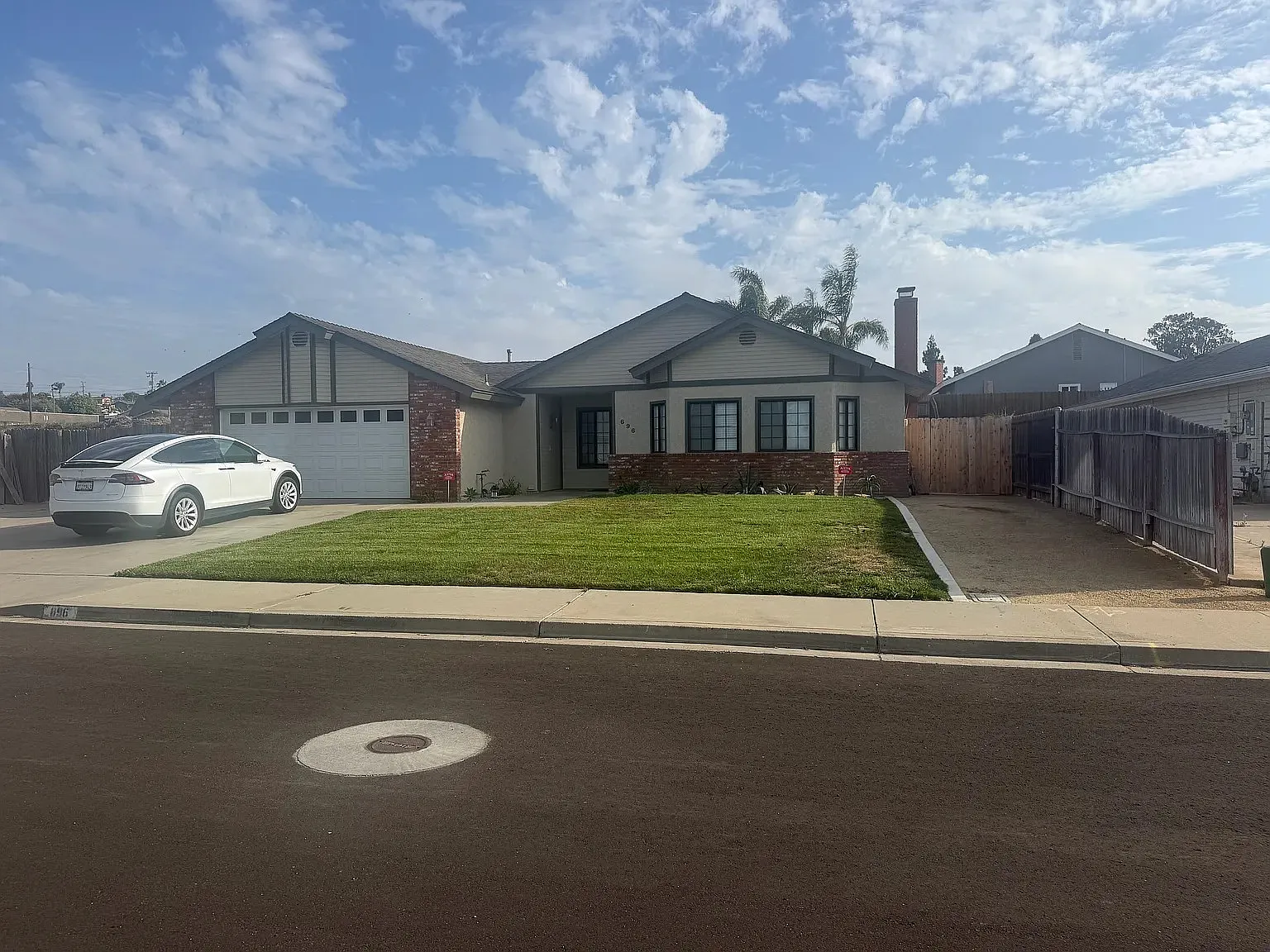 3 bed, 2159 sqft, $4,375 — Photo 1