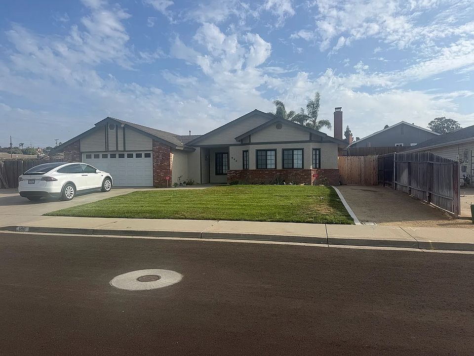 1st image of 696 Tilia St