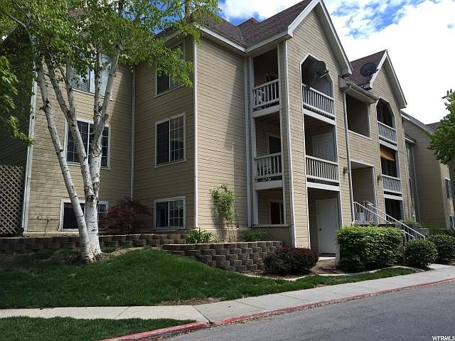 1st image of 1199 E Waterside Cv APT 10