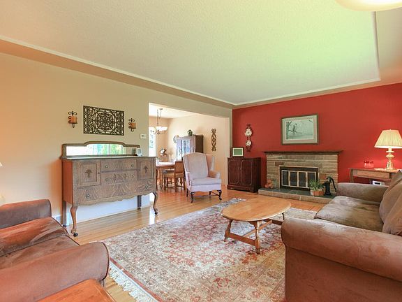 5th image of 2956 Noel Dr #2