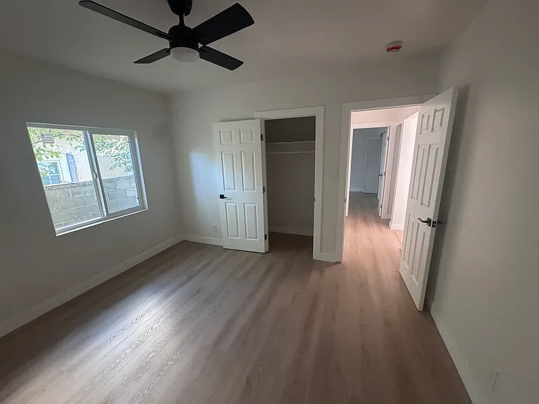6208 Santa Fe Ave #1 — Photo 6