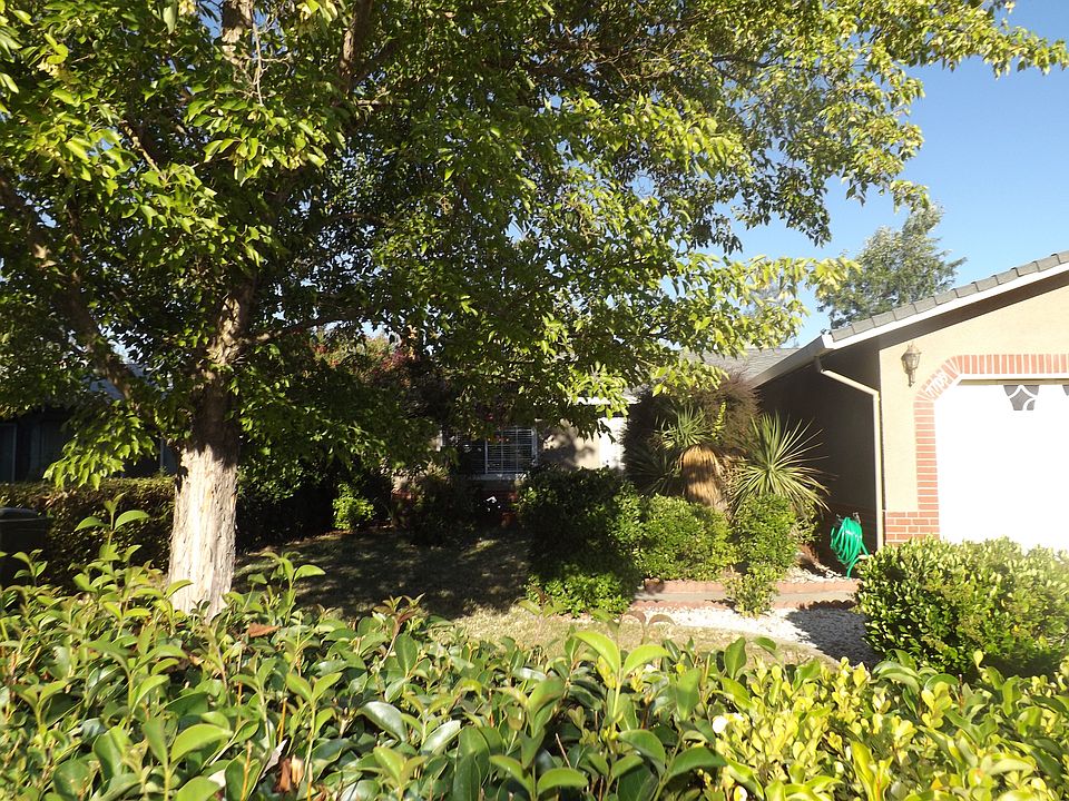 1st image of 7709 Ziebell Ct