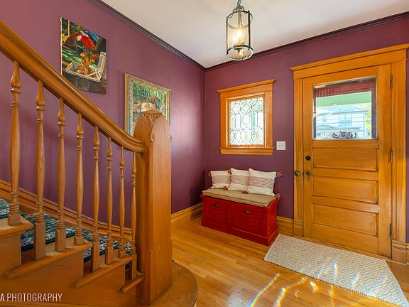 5th image of 327 S Jefferson St