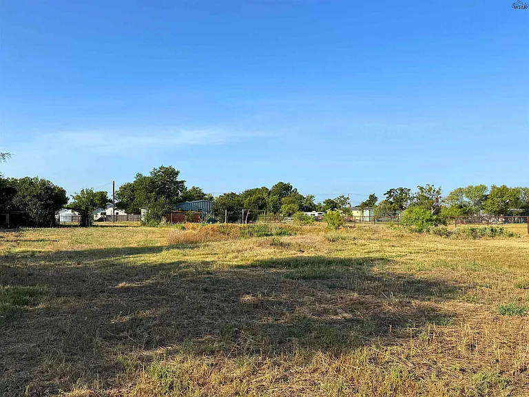 4594 Bus Hwy #287 — Photo 39
