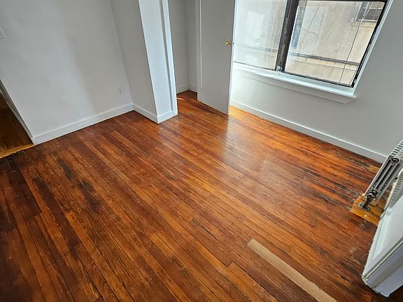 5th image of 664 E 166th St #1E