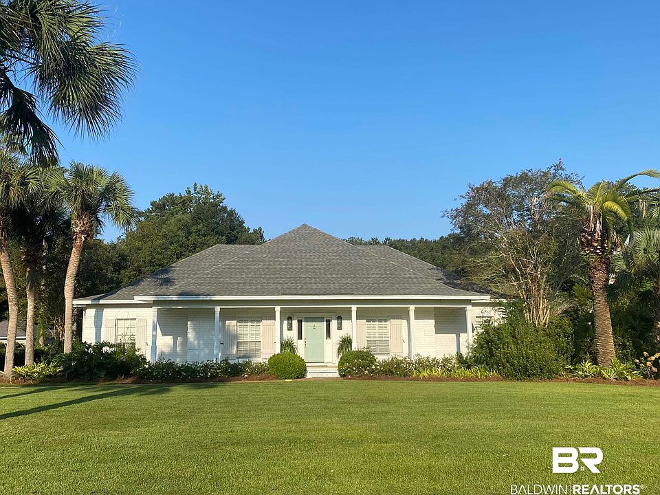 1st image of 21985 Country Woods Dr
