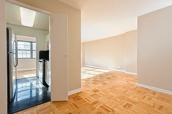 Rented by UES Management | media 11