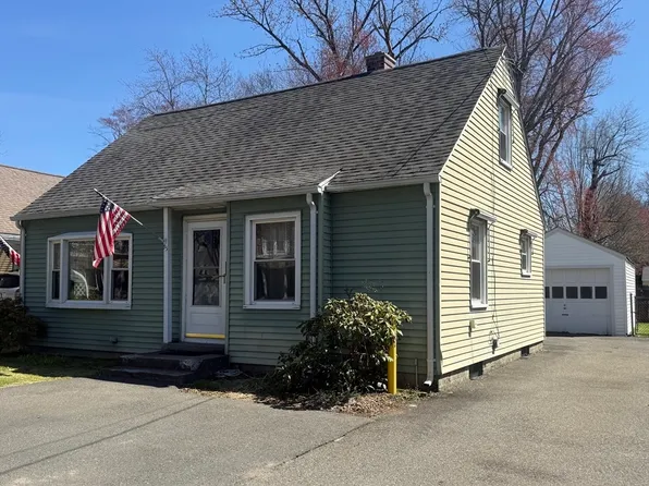 95 Carr Ave, Agawam, MA 01001