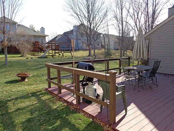 5th image of 10007 Greenwich Dr