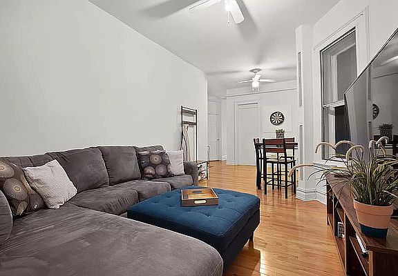 3rd image of 423 E 84th St APT 4