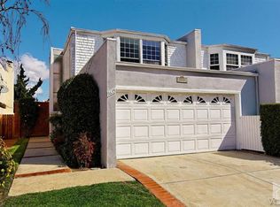 1635 Edgewater Ln, Camarillo, CA 93010