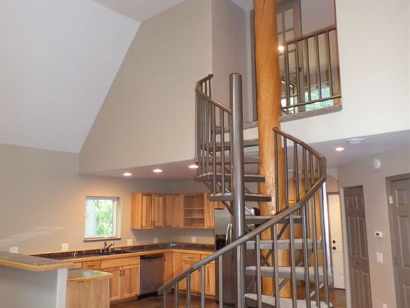 5th image of 3928 Forest Cove Ct
