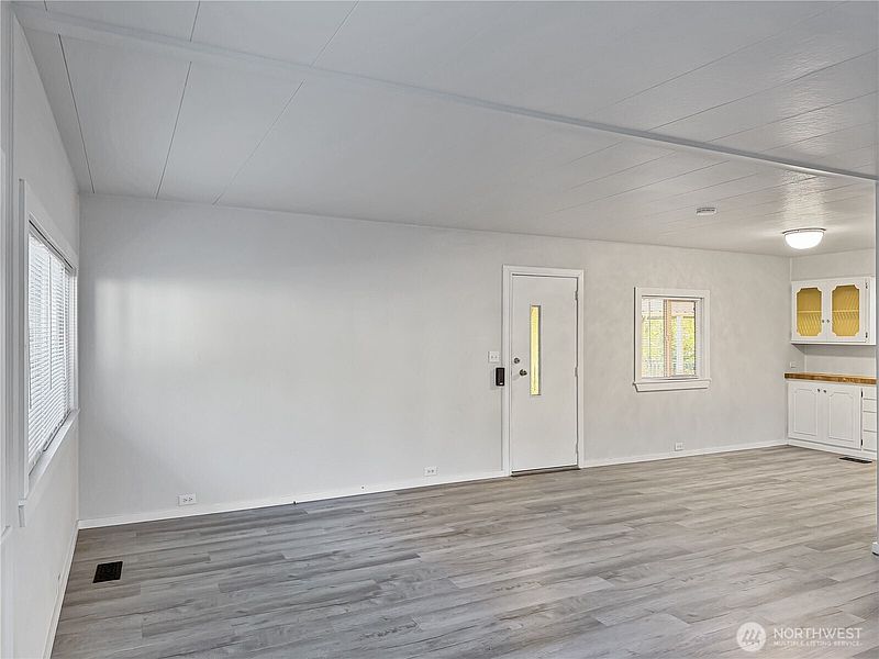 6th image of 2101 S 324th Street #324