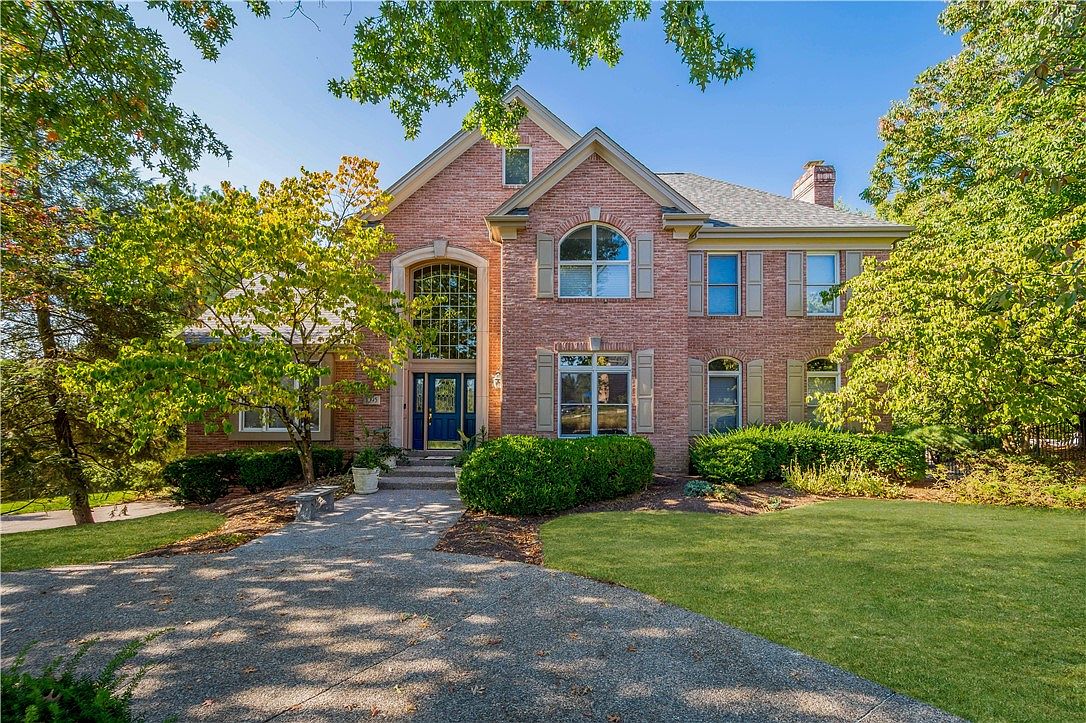 1095 Saint Mellion Dr