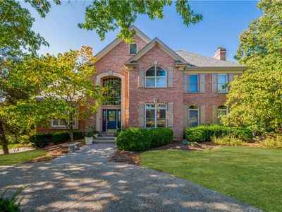 1095 Saint Mellion Dr, Presto, PA, 15142