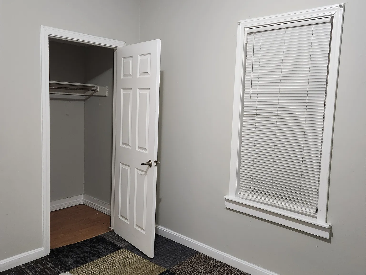 3 bed, 960 sqft, $2,750 — Photo 2