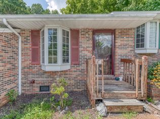 229 Taylor Ave APT 3, Elizabethton, TN 37643