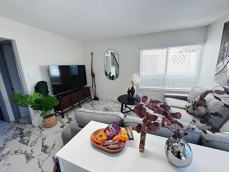 8955 Taurus Pl — Photo 23