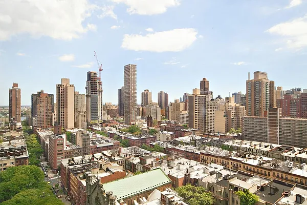 Sold by Town Residential | media 6