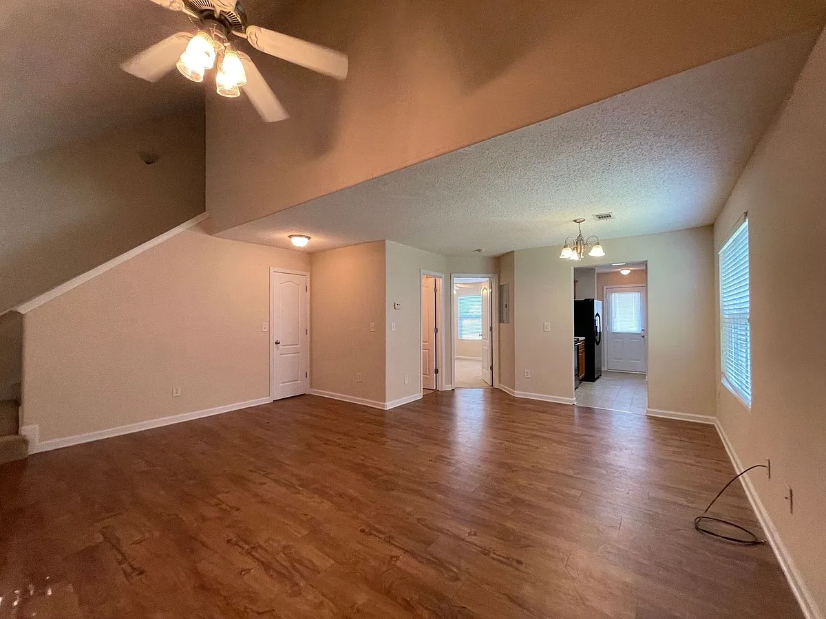 Building Photo - 111 Katydid Dr
