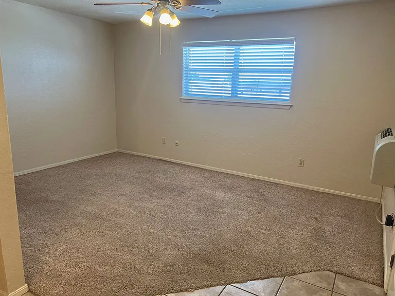 Peppertree Apartments — Photo 5