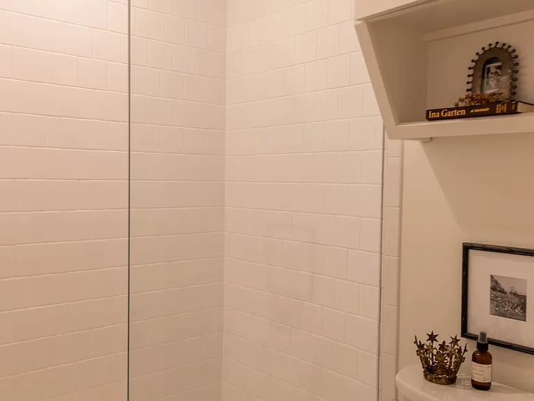 5516 Roosevelt Ave #206 — Photo 33