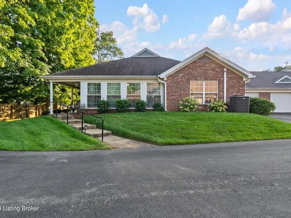 10536 Eagle Pines Ln, Louisville, KY 40223