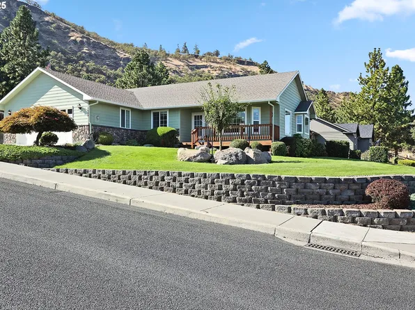 1549 Elberta St, The Dalles, OR 97058