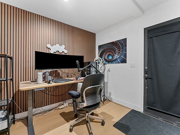 4th image of 351 S Catalina St #351