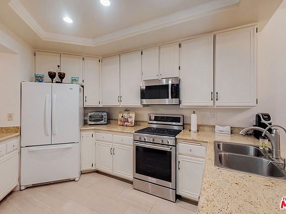 5th image of 1450 Brett Pl Unit 107