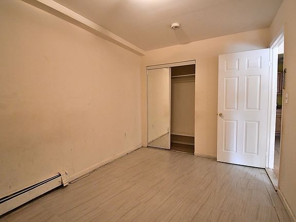 5th image of 1122 Intervale Ave #1