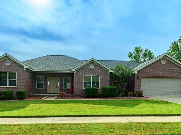 100 Whispering Oak Trl, Mabelvale, AR 72103