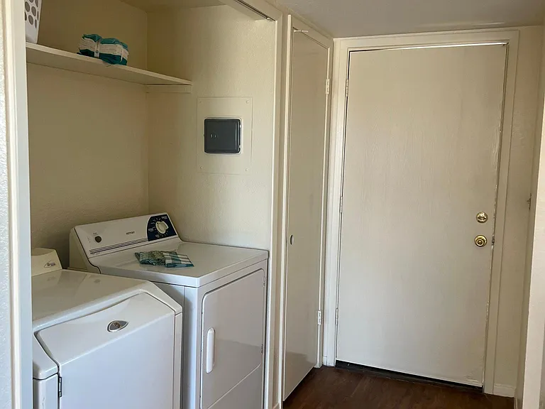 8257 W Santa Cruz Blvd #101 — Photo 6