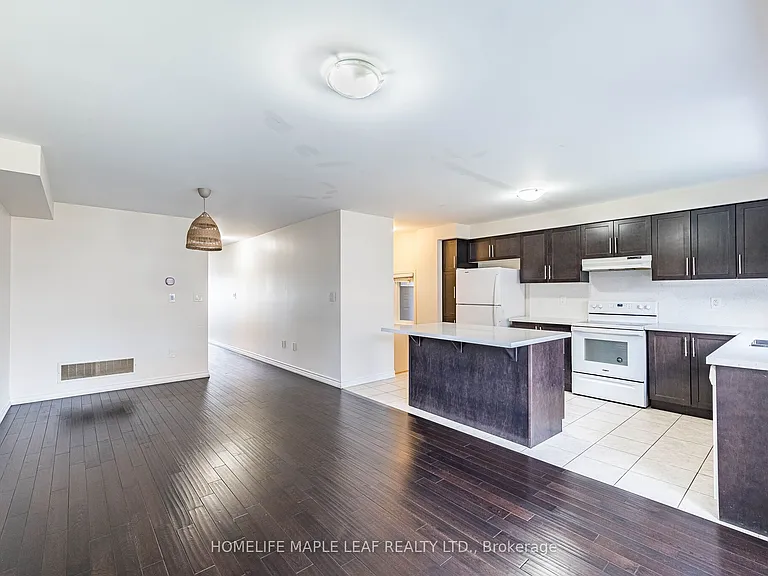 67 Benhurst Cres — Photo 17