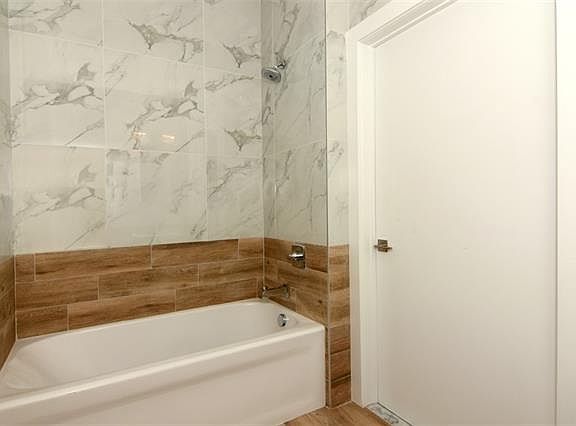 4th image of 525 N Macquesten Pkwy #2A