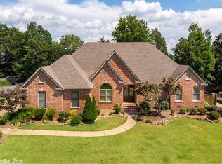9 Frecourt Ln, Little Rock, AR 72223