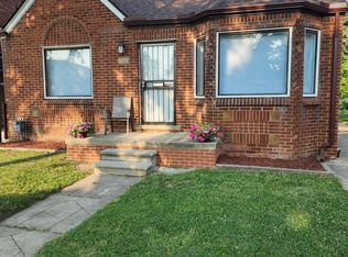 16750 Fenmore St, Detroit, MI 48235