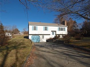 147 Freeborn St, Portsmouth, RI 02871