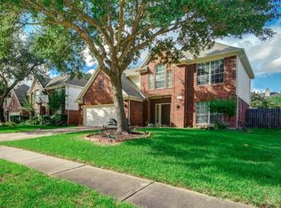 15718 Springfield Dr, Sugar Land, TX 77498