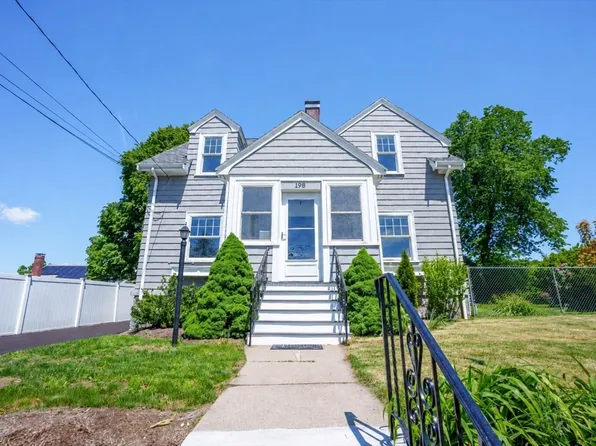 198 Cedar St, Dedham, MA 02026