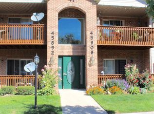 45894 Purple Sage Ct, Belleville, MI 48111