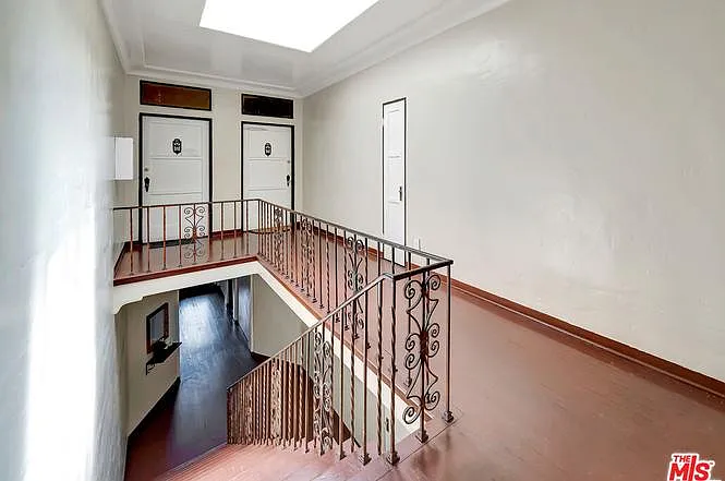 215 S Elm Dr #202 — Photo 5