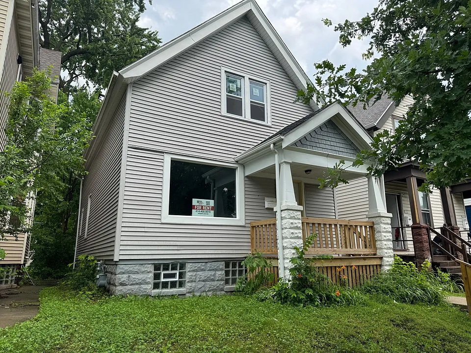 2634 N 24th Pl
