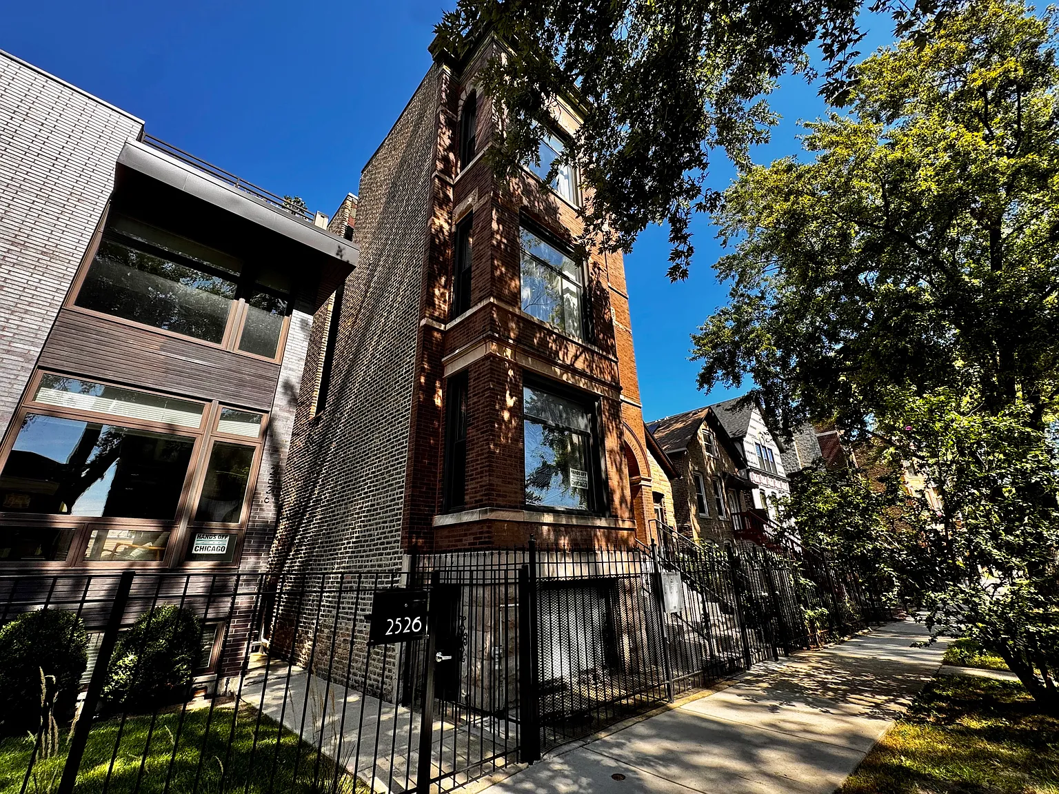 2 bed, 1400 sqft, $2,380 — Photo 3