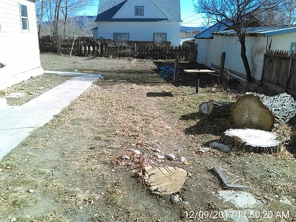 yard in front of entrance 