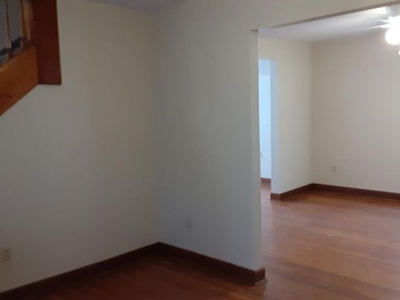 3rd image of 335 N 28th St