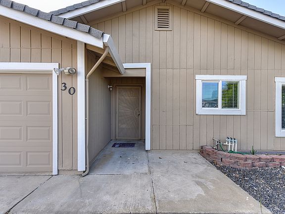 4th image of 30 Valley Crest Ct