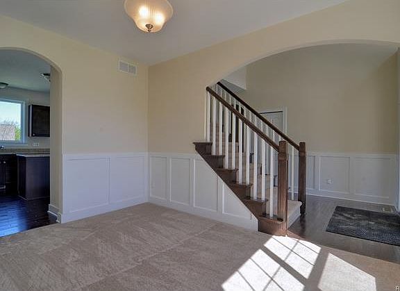 4th image of 1299 Yosemite Valley Dr