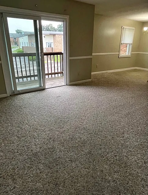2 bed, 800 sqft, $895 — Photo 3